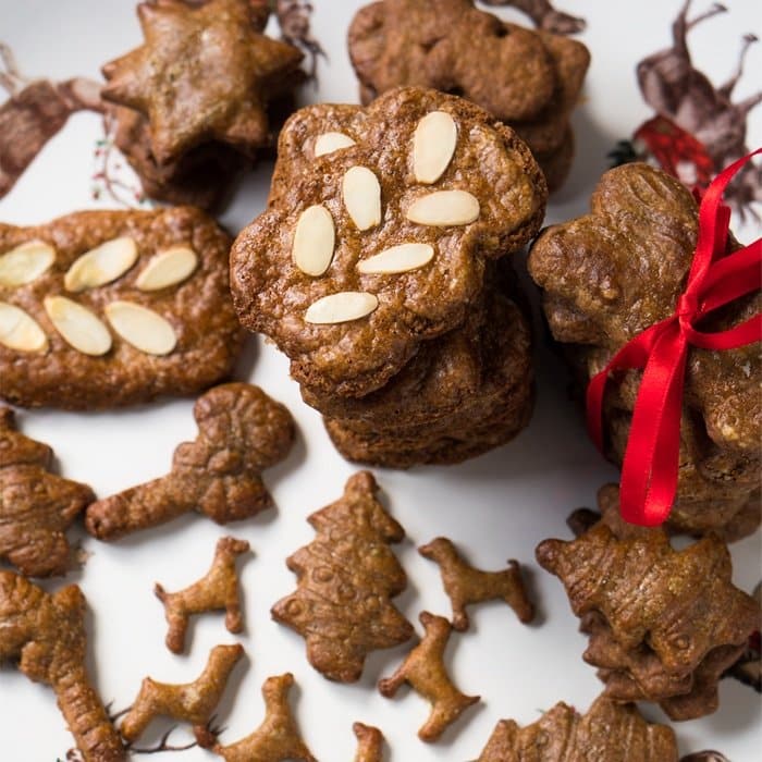 Gluten Free & Keto Speculoos (i.e. Biscoff Cookies!)